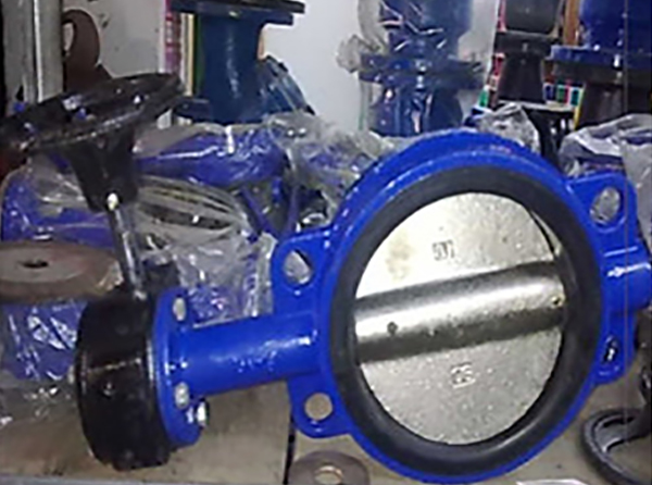 手動(dòng)對夾軟密封蝶閥(fa) 手動對夾(jia)軟密封蝶閥